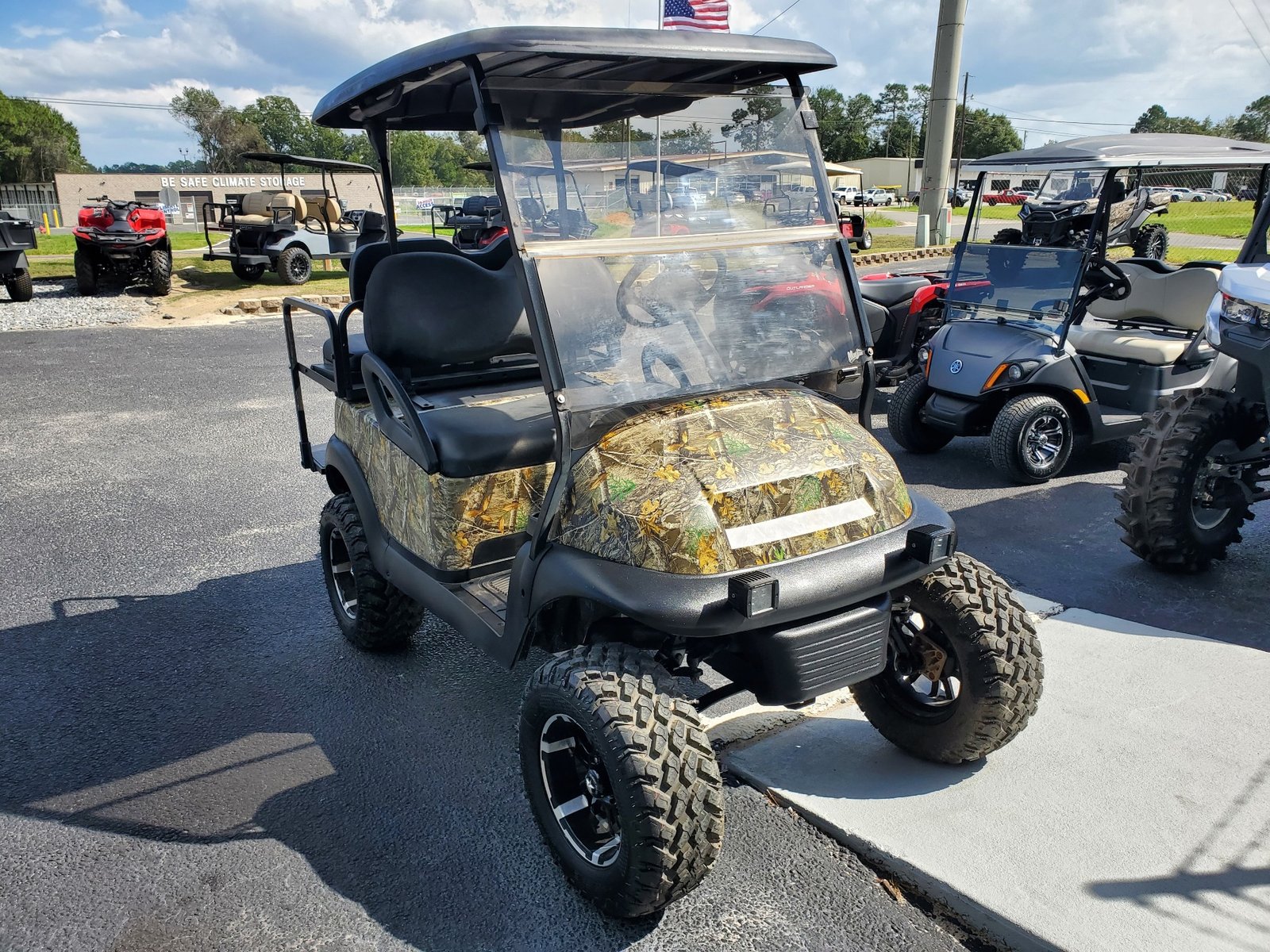 Pre-Owned 2005 Club Car Precedent Gas For Sale